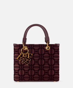 Sac shopper en tissu floqué avec breloques